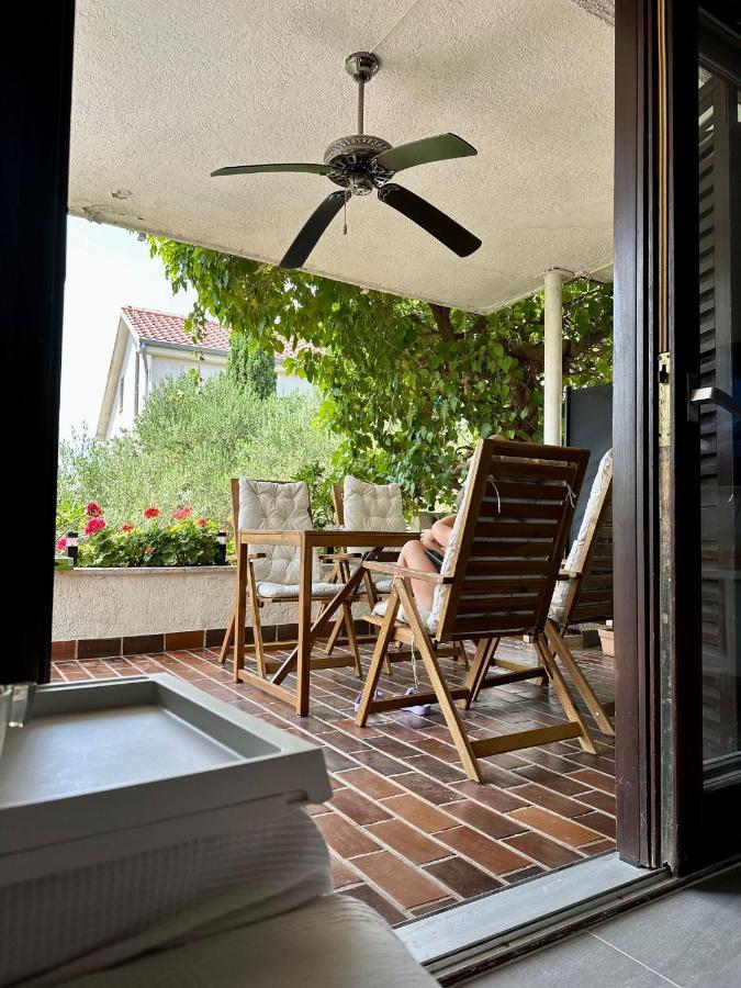 Summer Home Natali Punat Exterior photo